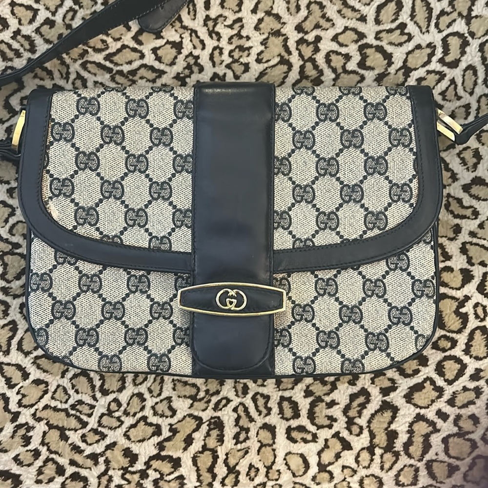 Vintage Gucci is excellent condition - Picture 1 of 13